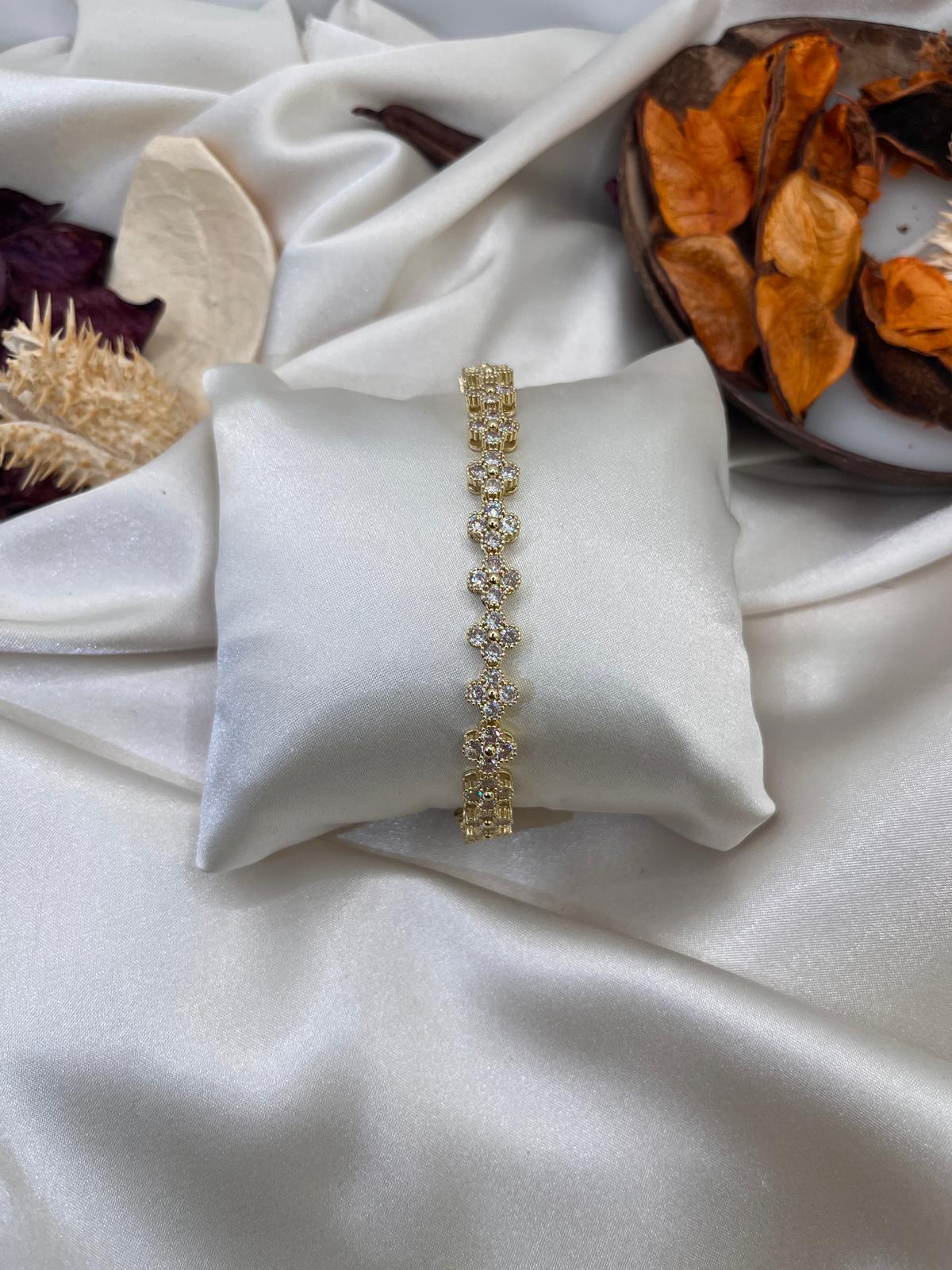 AURA Accessories Ürün 5